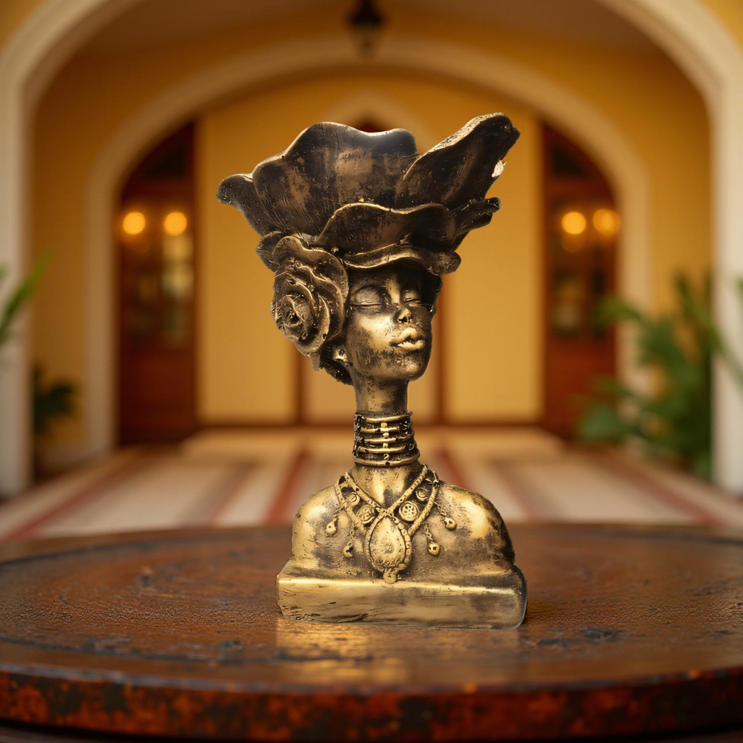 Regal African Queen Bust – Gold Resin Decor