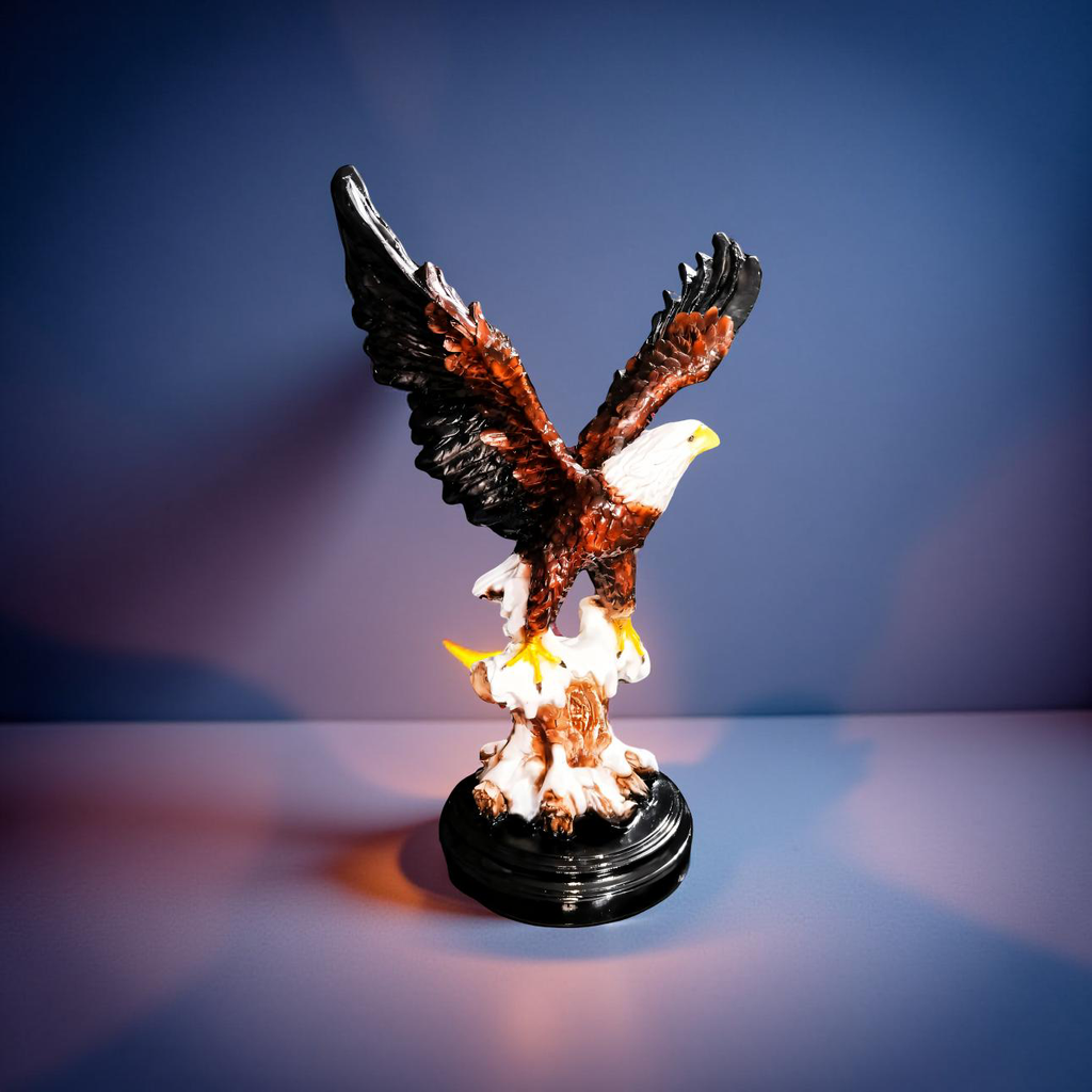 Majestic Flight – American Eagle Table Sculpture